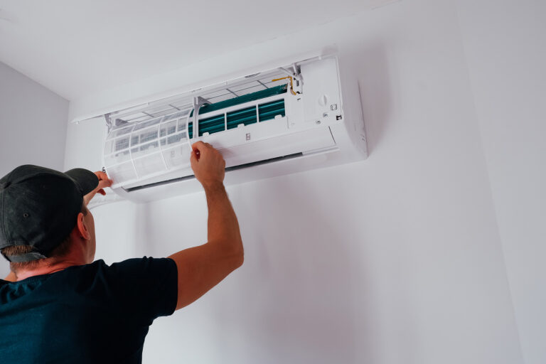 How Ductless Heat Pumps Reduce Your Energy Use in Happy Valley